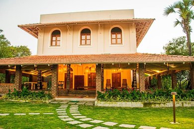 write a landing page for Holy Mountain Villa - Tiruvannamalai